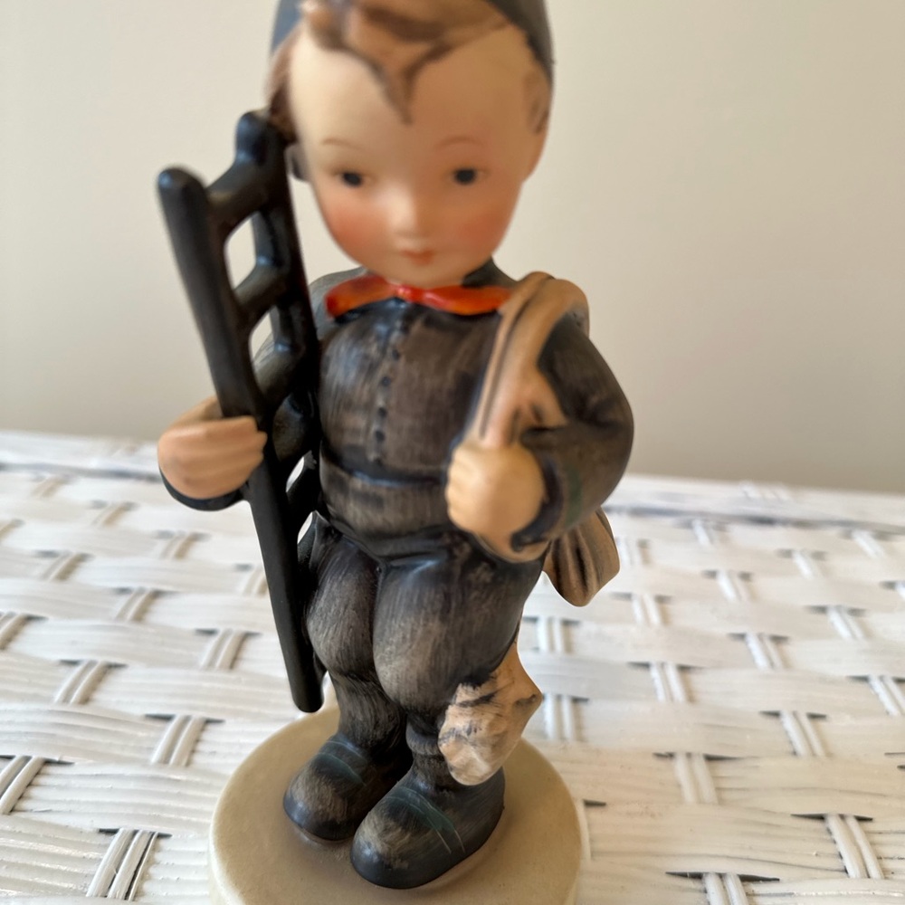Goebel Hummel Boy Figurine - Picture 2 of 6